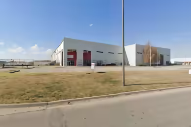 3700 Northeast Kimball Drive | Industrial Space for Lease - 3700 N Kimball Dr, Kansas City, MO