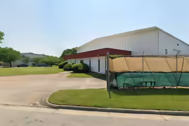 814 Maxwell Drive | Tidewater Warehouse Center - Industrial Space for Lease