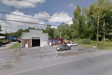 1335 River Street | Warehouse Rental - Akwesasne, Quebec