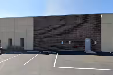 South Hicks Road | 15,786 SF Industrial Space Available in Palatine, IL
