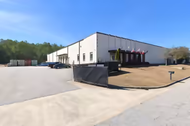 Loyola Drive Southwest | 30,000 SF Industrial Space Available in Atlanta, GA