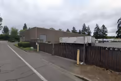 10350 Southwest Tualatin Road | Arrow Heating Building - 15,900 SF Industrial Space in Tualatin, OR