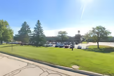 N 124th St | Recently Renovated Industrial Space for Lease in Milwaukee