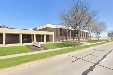 16485 Rockside Road | Industrial Space for Lease in Maple Heights, OH