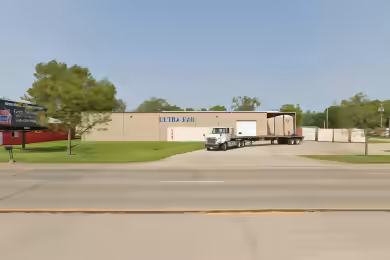57985 South Nappanee Street | 33,134 SF Industrial Space Available in Elkhart, IN