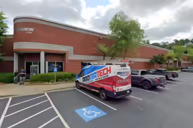 1190 Kennestone Circle Northwest | 20,800 SF Industrial Space Available in Marietta, GA