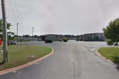 551 North 13th Street | 16,583 SF Industrial Space Available in Rogers, AR