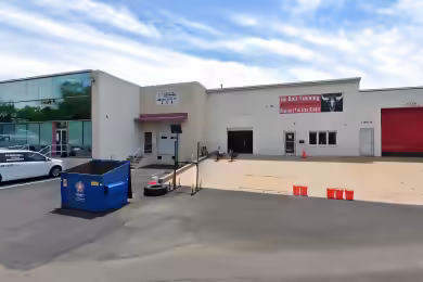 2381 Philmont Avenue | 2381 Philmont Ave - 26,025 SF Industrial Space for Lease