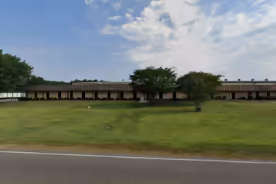 200 East Parker Drive | 200 E Parker Dr - 106,760 SF Industrial Space for Lease in Booneville, MS