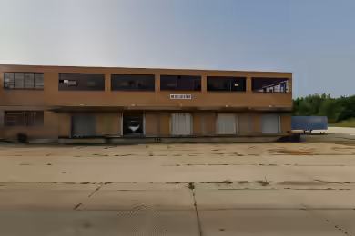301 West 3rd Street | NEW! 486KSF+/- IL Industrial Flex For Lease