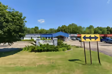 2390 Industrial Drive | 22,185 SF Industrial Space Available in Neenah, WI