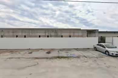 3900 West Coachman Avenue | South Tampa Warehouse - 82,548 SF Industrial Space for Lease