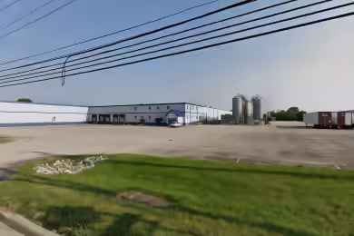 1700 Lynch Road | 141,333 SF Industrial Space Available in Evansville, IN