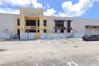 2797 Northwest 105th Avenue | Fully Racked Warehouse for Lease in Miami, FL