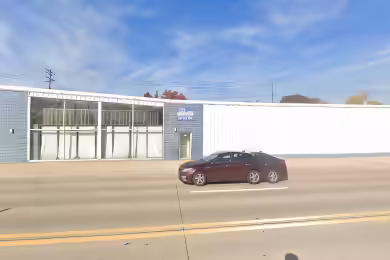 West 11 Mile Road | 11 Mile Industrial Park - Prime Industrial Space in Berkley, MI
