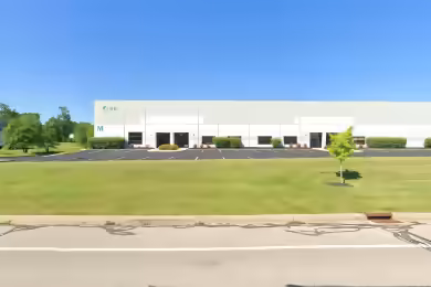 Westbrooke Drive | Bldg M - 24,675 SF Industrial Space Available in Columbus, OH