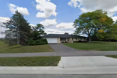 10812 Burlington Road | Spacious Industrial Warehouse for Lease in Somers, WI