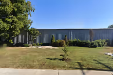 533 North Park Avenue | 533 N Park Ave - 35,760 SF Industrial Space for Lease