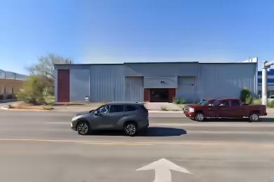 1401 West Broadway Street | Industrial-Retail Opportunity on W Broadway