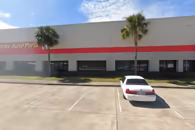 2001 Oak Villa Boulevard | 57,500 SF Industrial Space Available in Baton Rouge, LA