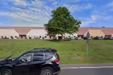 95 West Dudley Town Road | Recently Upgraded Warehouse Opportunity - 95 W Dudley Town Rd