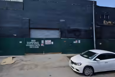 335 Moffat Street | Warehouse with Parking - 335 Moffat St, Brooklyn, NY