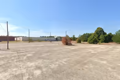2400 Main Street | HBD Thermoid - Elgin: 190,495 SF Industrial Space for Lease
