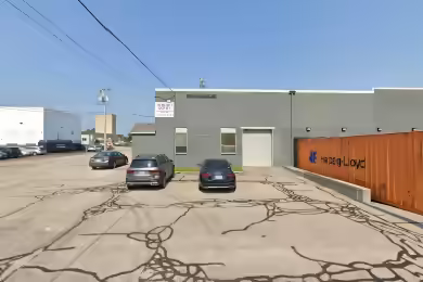 31 Graystone Street | 15,503 SF Warehouse for Sub-Lease in Warwick, RI