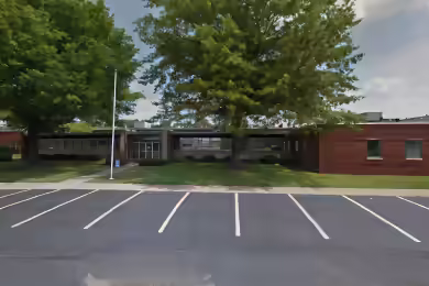 8401 Southern Boulevard | McClurg Road Warehouse - 31,000 SF Industrial Space in Boardman, OH