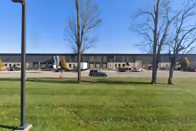 4750 Lake Forest Drive | Industrial Space for Lease - 33,698 SF in Blue Ash, OH