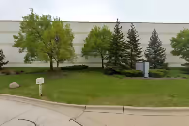 5650 Centerpoint Court | 213,141 SF Industrial Space Available for Lease in Gurnee, IL