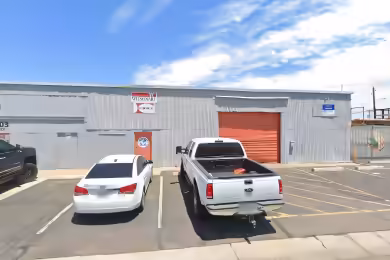 North 29th Drive | Ray Industrial Bldg - 15,395 SF Industrial Space in Phoenix, AZ
