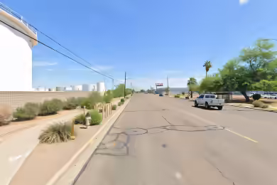 2429 South 51st Avenue | 51st Avenue Distribution Center - 33,919 SF Industrial Space in Phoenix, AZ