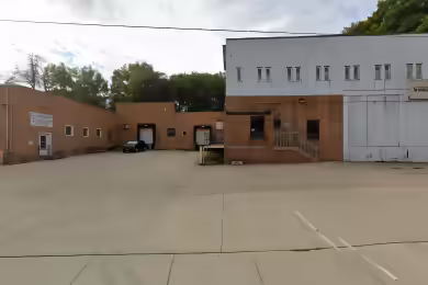 532 East River Road | Industrial Space for Lease at 532 E River Rd, Dixon, IL