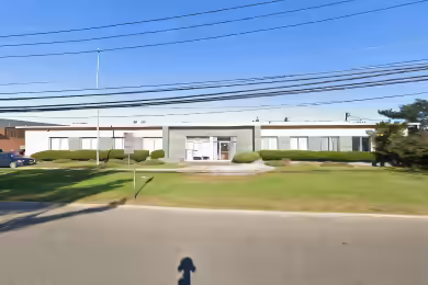 Smith Street | 28,000 SF Industrial Space Available for Lease in Farmingdale, NY