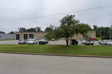 2800 Warehouse Road | FDA Approved Warehouse/Manufacturing Facility for Lease