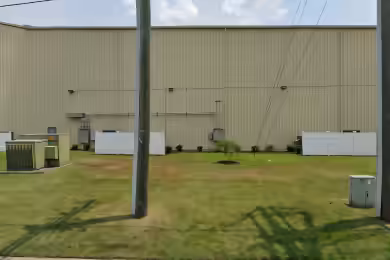 Moore Avenue | Suffolk Industrial Park - 36,000 SF Warehouse for Lease