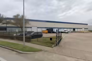7250 West 43rd Street | Crate Warehouse - Flexible Industrial Space for Lease in Houston