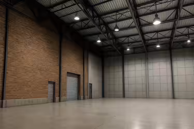 Choosing Between Urban and Suburban Warehouse Rentals